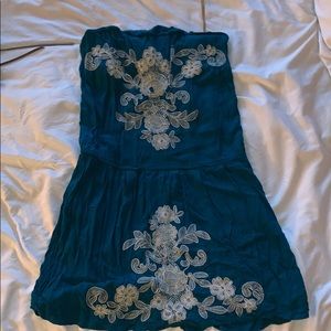 Billabong Dress with embroidery detail